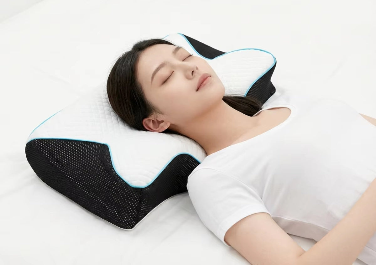 Nuit paisible sur l'oreiller cervical, ambiance chambre